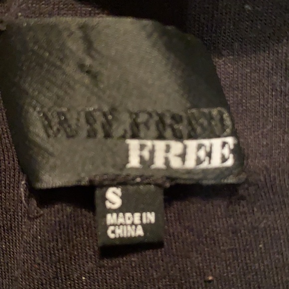 Aritzia Wilfred Free Teigen shift dress - Picture 3 of 12